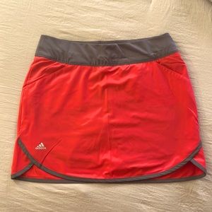 Adidas skort with pockets size small